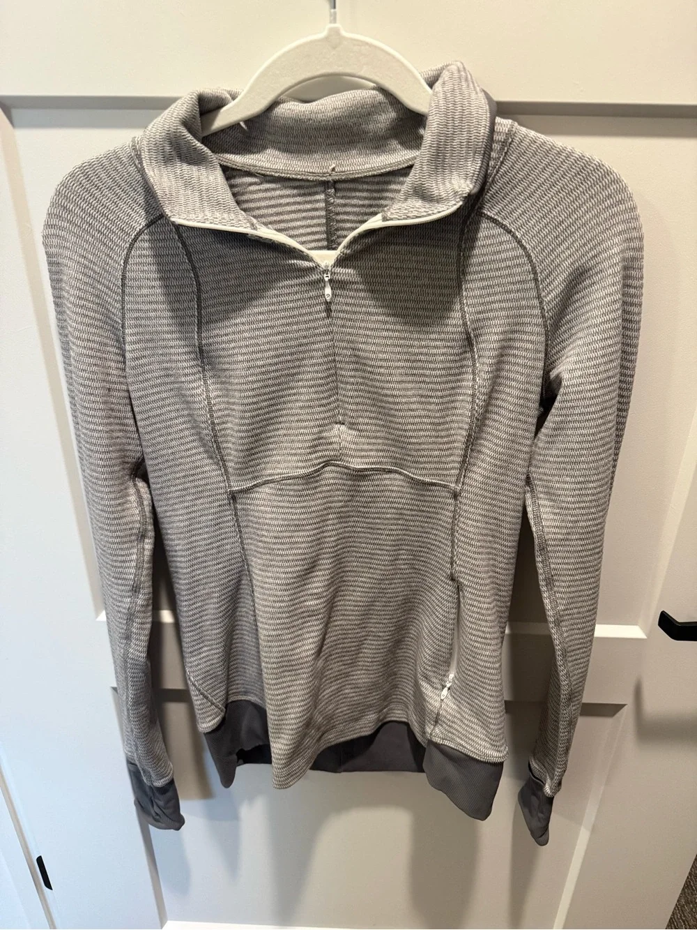 Lululemon Run Swiftly Half Zip Pullover Women’s 6 Gray Long Sleeve Running Top